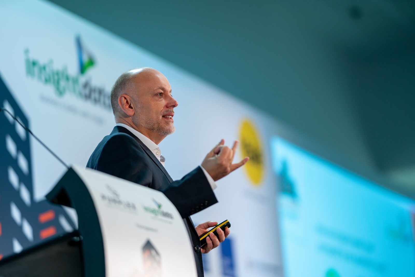 Business building seminars at 2022 FIT Show with Insight Data